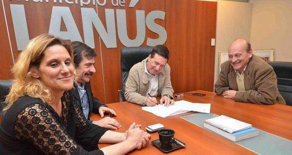 SE FIRM CONVENIO ENTRE EL MUNICIPIO DE LANUS Y LA PROVINCIA DE BUENOS AIRES