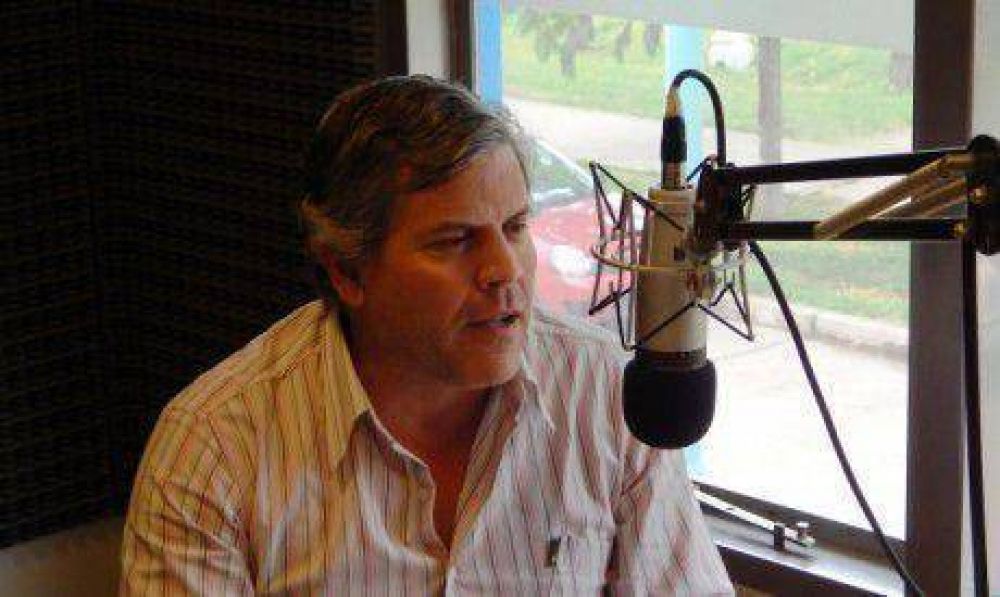 Batacazos en �tierra� de Florencio Randazzo y Juli�n Dom�nguez
