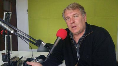 Ricardo Lissalde, diputado electo por UNA: Ahora viene un cambio y creo que con el devenir de los d�as Scioli no deber�a ni presentarse. Yo no voy a votar o lo har� con la boleta de Massa