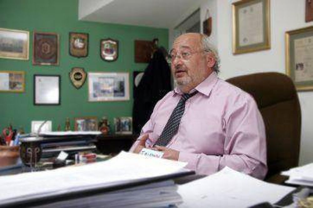 Guillermo Labate present� su renuncia al TSJ