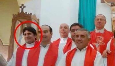 El sacerdote no declar� y se espera que quede detenido