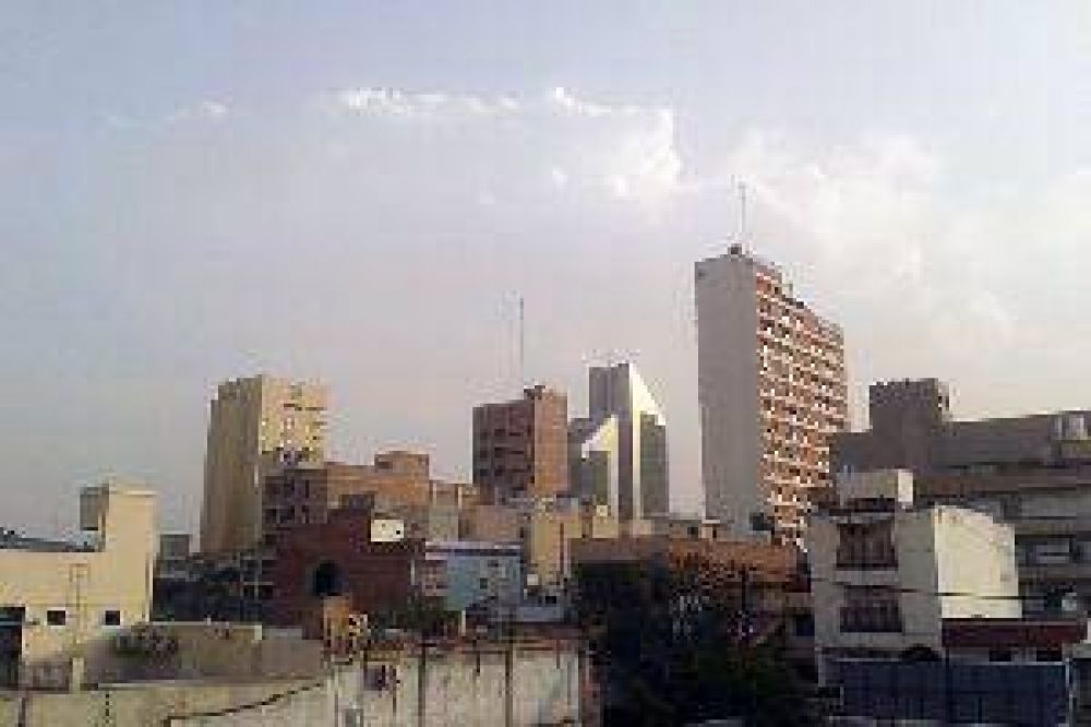 Santiago y un jueves caluroso que llegar�a a los 37 grados