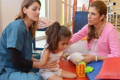 Presencia inesperada de la gobernadora en el Ipri conmovi� a los pacientes