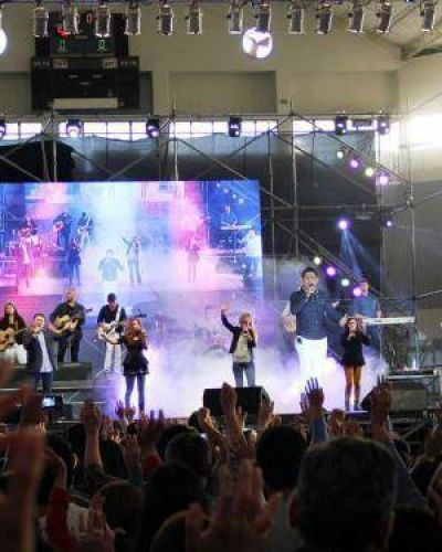 Hay m�s shows de m�sica religiosa para captar fieles