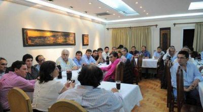 Corpacci se reuni� con los intendentes