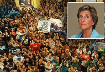 La periodista Liliana Franco pas� un mal momento con los militantes de La C�mpora