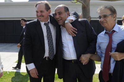 Gobernadores sellan el apoyo a Scioli en casa de Manzur