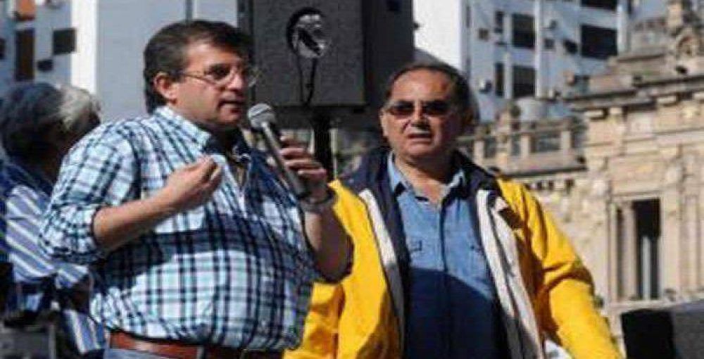 Desde la Bancaria afirman que �Alperovich ocupar� las p�ginas negras de la historia tucumana�