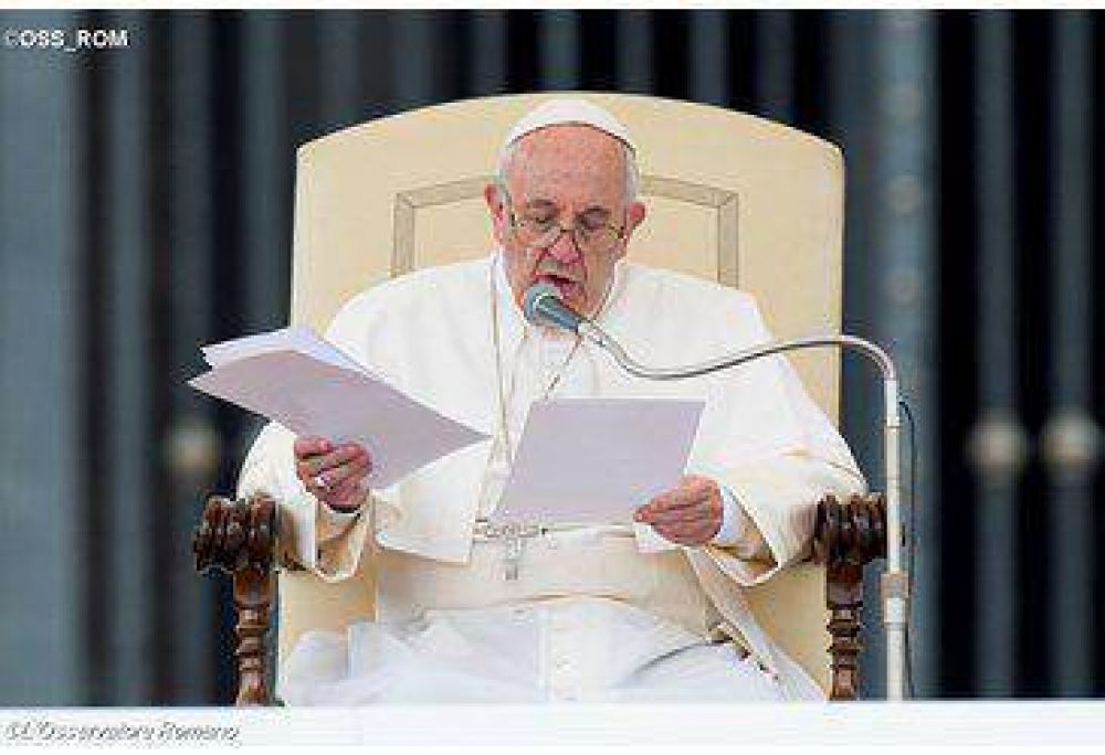 El Papa Francisco: La radio, un medio de primer orden para vehicular la esperanza