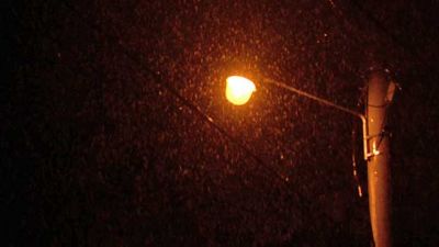 Brusco descenso de la temperatura e intensas lluvias en todo Santiago