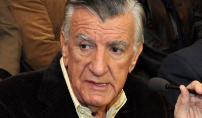 Gioja cruz� a Massa y De la Sota y dijo que �la traici�n se paga caro�