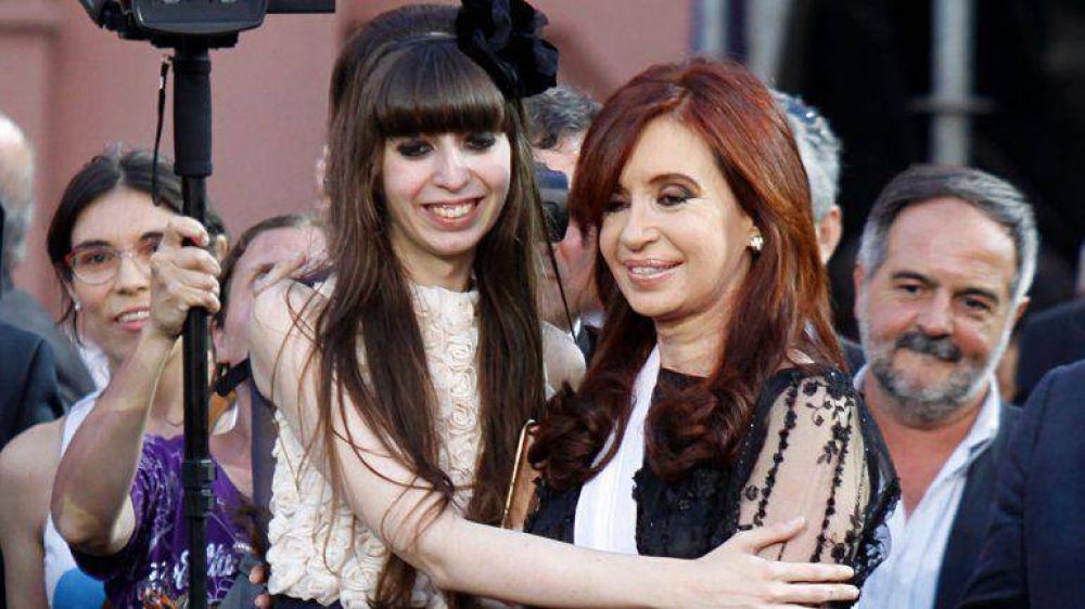Cristina y Florencia Kirchner se realizaron chequeos m�dicos en el Otamendi