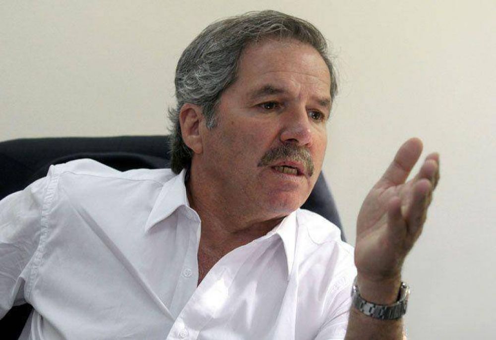 Para Felipe Sol�, los votos de UNA se distribuyen 