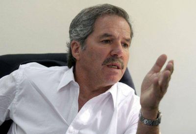 Para Felipe Sol�, los votos de UNA se distribuyen 