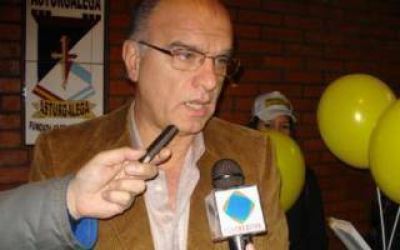 Grindetti anunci� reformas en la polic�a comunal de Lan�s