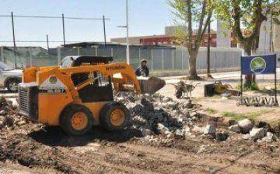 Trabajos de bacheo y mejoras en Monte Grande