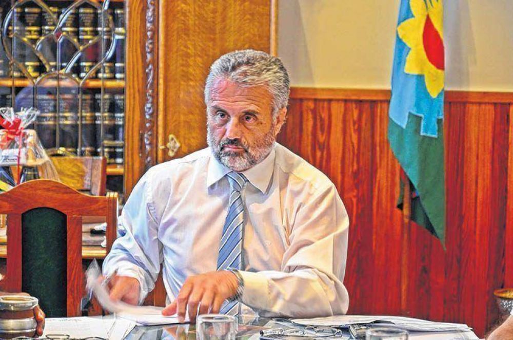 Curetti descart� irse antes del municipio de Patagones