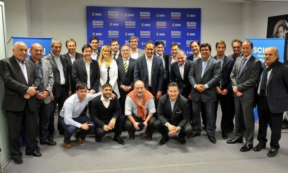 Scioli prometi� un fondo para el Gran C�rdoba y trabajo conjunto con Schiaretti