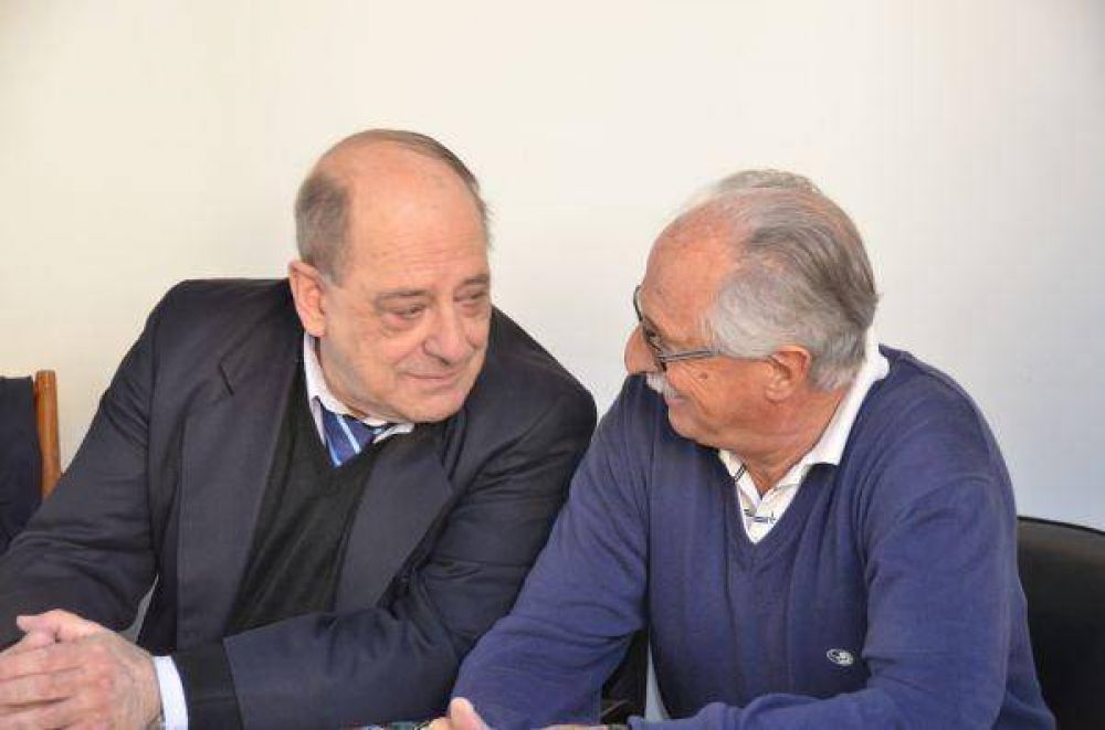 �Hasta el 10 de diciembre el que tiene que resolver los problemas es Pulti�