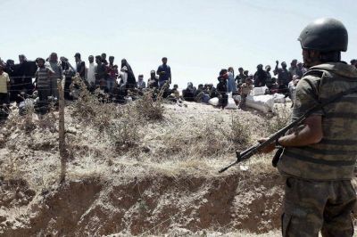 Tormentas, desatenci�n y violencia hacen del drama de refugiados una tragedia