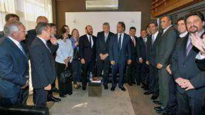 Reuni�n de gobernadores kirchneristas para reforzar la campa�a de Scioli en el NEA