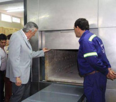 Luego de 15 a�os de espera ponen en marcha el crematorio