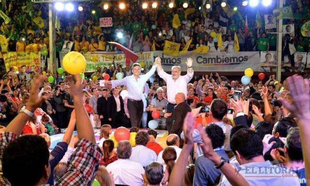 Desde Corrientes, Macri convoc� al pa�s a �no tener miedo al cambio�