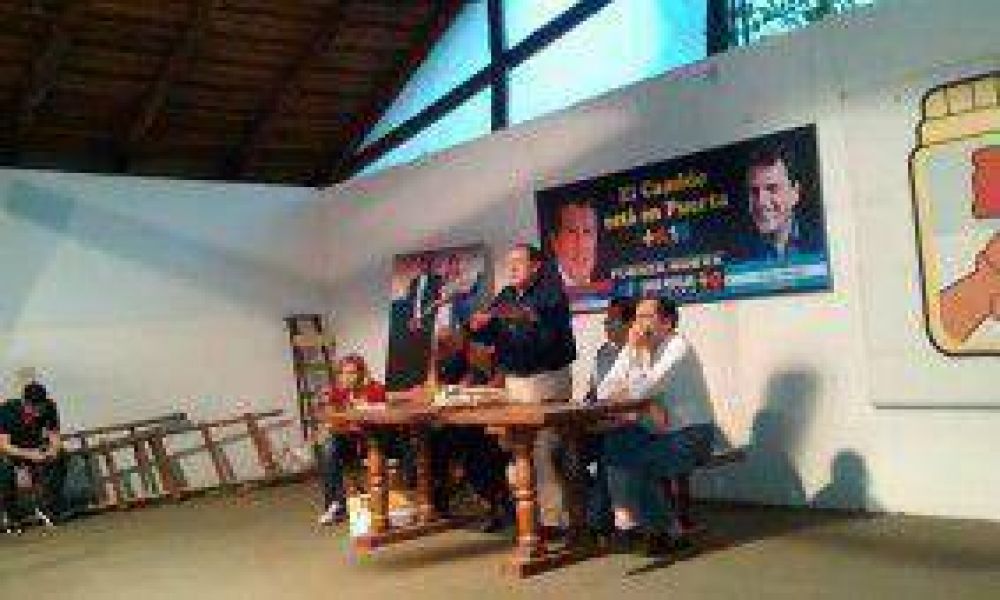 Puerta: �Hay que cerrar el ciclo del kirchnerismo�