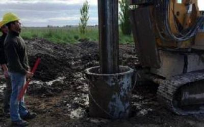Avanza la construcci�n del puente que une Coronel Pringles y Coronel Su�rez