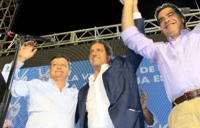 Peppo convoca a acompa�ar a Scioli