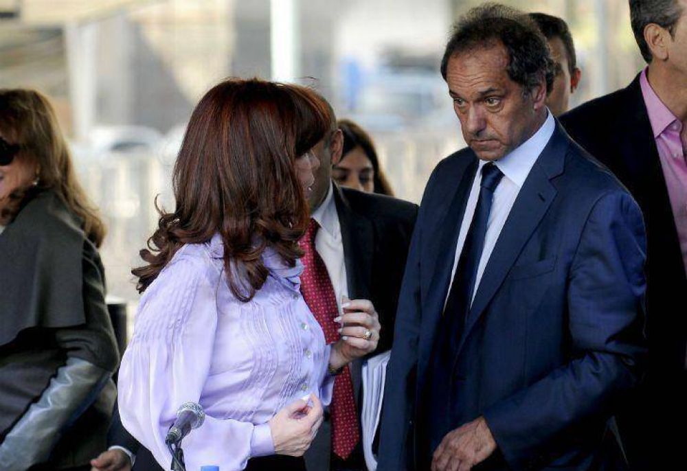 Scioli se aleja de Cristina: 