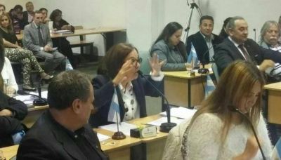 Con apoyo de UPC, sali� el ente aut�rquico del Concejo