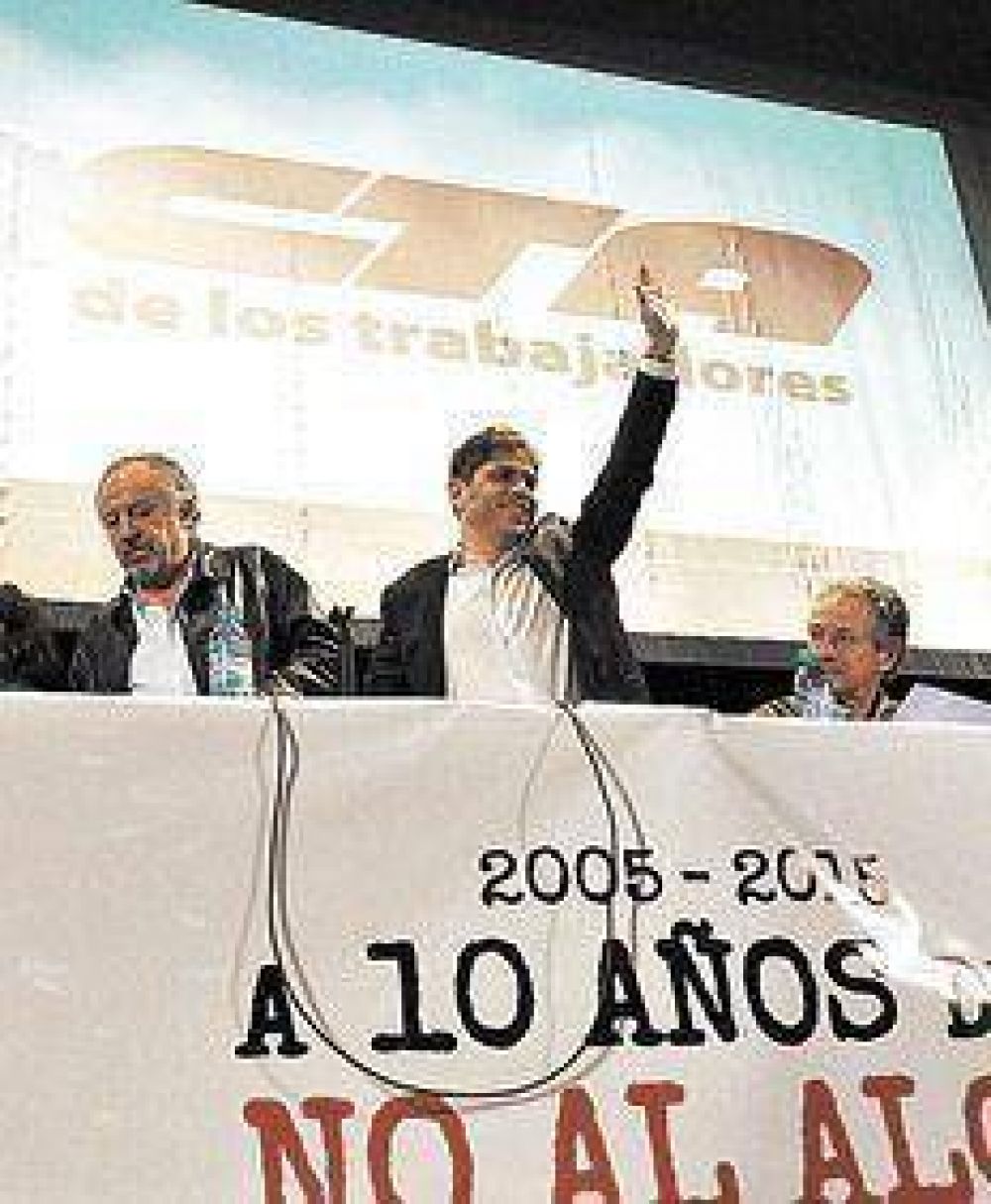 �El ALCA no muri�, sigue acechando�