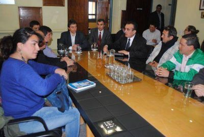 El Gobierno pretende que los monotributistas pasen a planta con jornada reducida