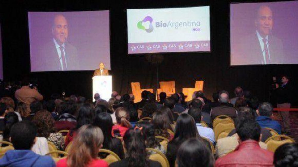 Manzur: �Vamos a transformar a Tucum�n en una potencia energ�tica�