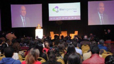 Manzur: �Vamos a transformar a Tucum�n en una potencia energ�tica�