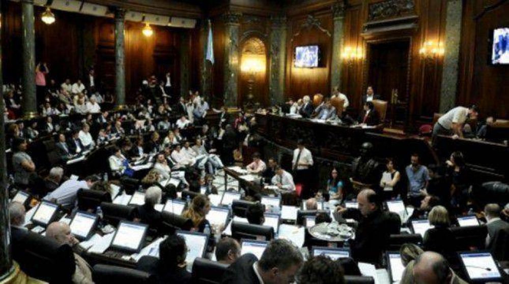 Dos sesiones para el jueves legislativo