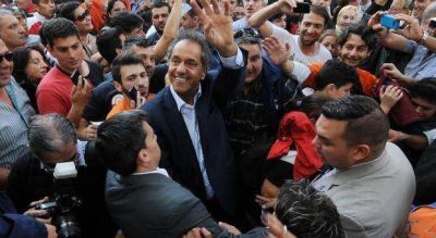 Scioli recorri� el norte y prometi� acrecentar la lucha contra el narcotr�fico