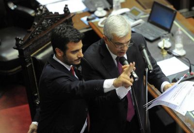 Juli�n �lvarez fue designado como nuevo auditor de la Naci�n 