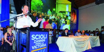 Daniel Scioli en Formosa firm� la intenci�n de la nueva Acta de Reparaci�n y pidi� el voto