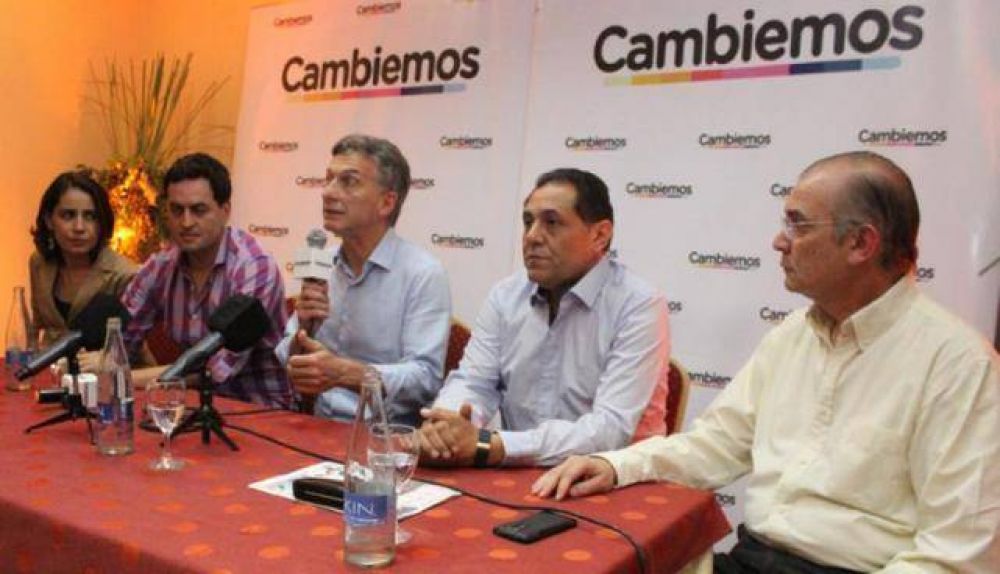 �Por una Argentina unida, contra el narcotr�fico y con pobreza cero�