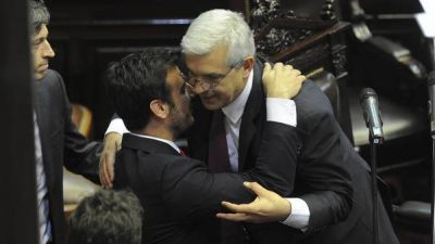 Denuncian a Cristina y a Dom�nguez por los nombramientos en la Auditor�a