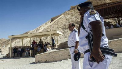 En alerta terrorista, Londres evacuar� a miles de brit�nicos de Egipto