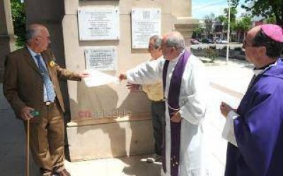 Gorosito hizo un aporte de 150 mil pesos a una iglesia de Saladillo