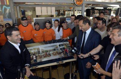  Scioli, sobre la gesti�n de YPF: 