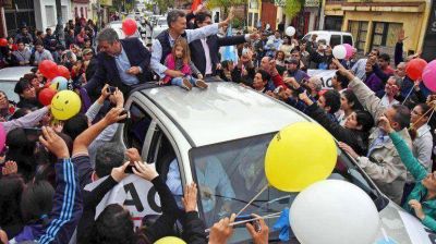 Mauricio Macri tambi�n prometi� el 82% m�vil para los jubilados