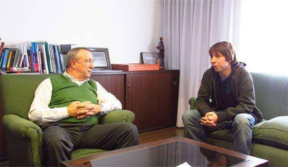  La FUM expres� su apoyo a la apertura de la carrera de Ciencias Pol�ticas en la UNMDP