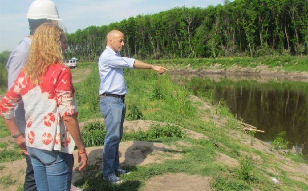 Ducot� prometi� �aumentar los niveles anuales de obra p�blica en Pilar