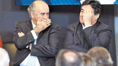 Pasan militantes de La C�mpora de Tecn�polis a la AFI