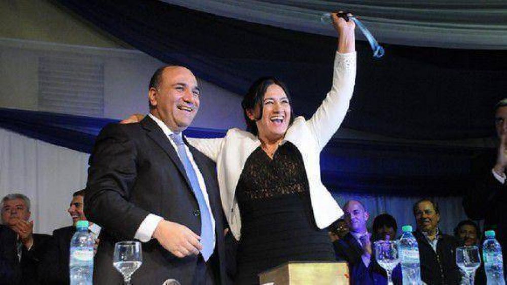 Elia Fern�ndez asumi� como la primera intendenta de Aguilares